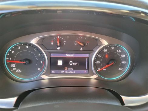 Used 2021 Chevrolet Traverse RS image 32