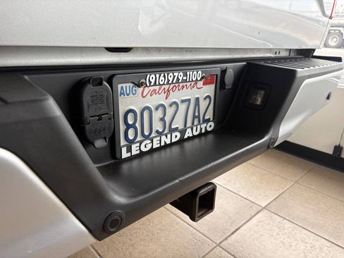 Used 2016 Ford F150 XLT w/ Equipment Group 302A Luxury AWD/4WD image 12