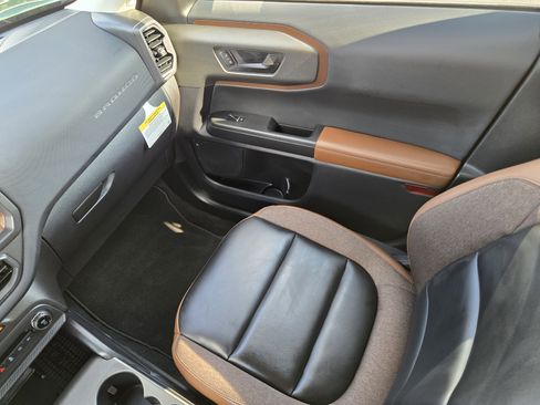 New 2025 Ford Bronco Sport Outer Banks image 15