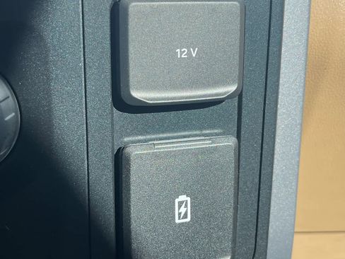 Used 2023 Ford F150 XLT image 18