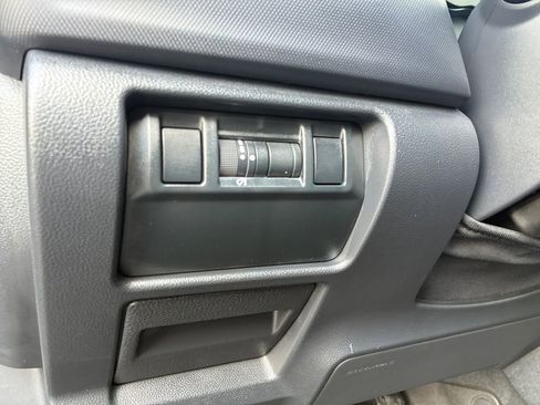 Used 2025 Subaru Forester Premium w/ Convenience Package #1 image 10