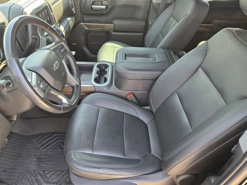 Used 2021 Chevrolet Silverado 1500 LT Trail Boss w/ Convenience Package II AWD/4WD image 6