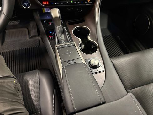 Used 2021 Lexus RX 450h w/ Premium Package image 27