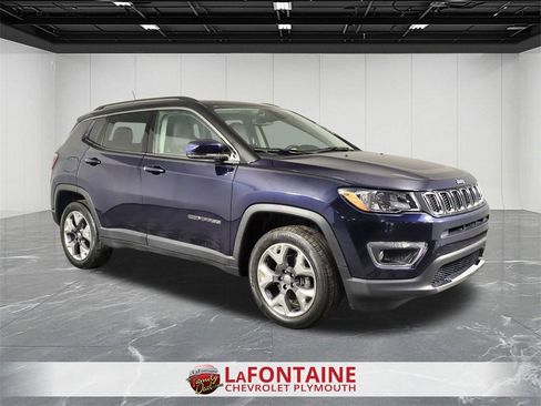 Used 2020 Jeep Compass Limited w/ Rear Convenience Group image 2
