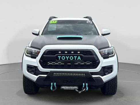 Used 2017 Toyota Tacoma TRD Pro AWD/4WD image 8