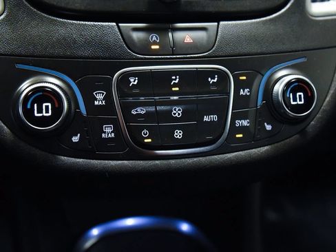 Used 2023 Chevrolet Malibu LT w/ Driver Confidence Package FWD image 31