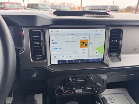 Certified 2022 Ford Bronco Outer Banks image 22