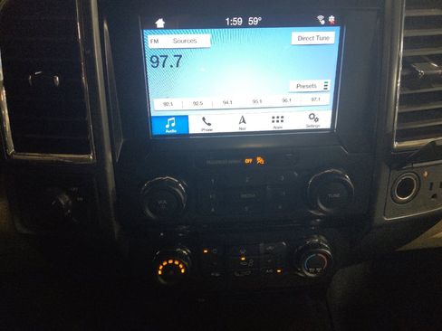 Used 2015 Ford F150 XLT w/ Equipment Group 302A Luxury RWD image 25