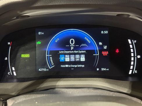 Certified 2025 Toyota Camry SE FWD image 24