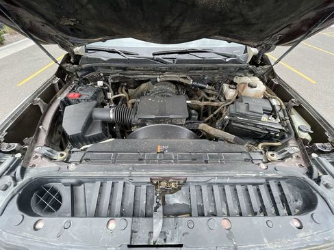 Used 2024 GMC Sierra 2500 SLE AWD/4WD image 13