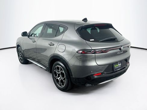 Used 2024 Alfa Romeo Tonale Ti w/ Premium Interior Package AWD/4WD image 5