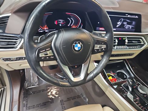Used 2019 BMW X5 xDrive50i w/ Executive Package image 18
