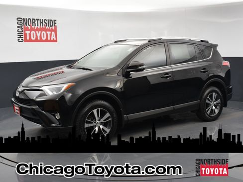 Used 2016 Toyota RAV4 XLE image 1