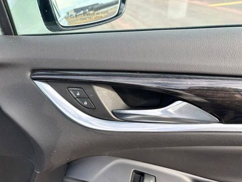 Used 2021 Buick Enclave Avenir w/ Avenir Technology Package image 29