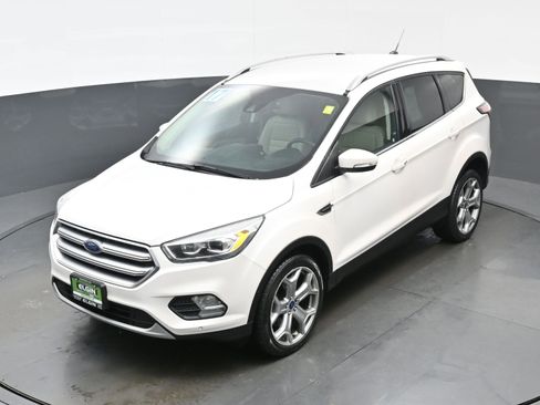Used 2017 Ford Escape Titanium w/ Equipment Group 301A image 32