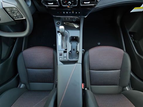 New 2026 Nissan Sentra SR w/ Floor Mat Package FWD image 17