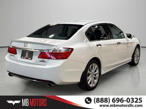 Used 2013 Honda Accord Touring image 4