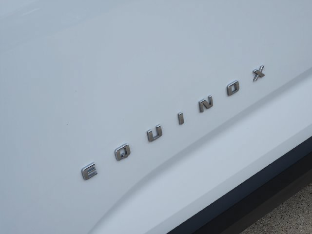 Used 2026 Chevrolet Equinox LT FWD image 9