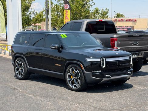 Used 2023 Rivian R1S Adventure AWD/4WD image 4