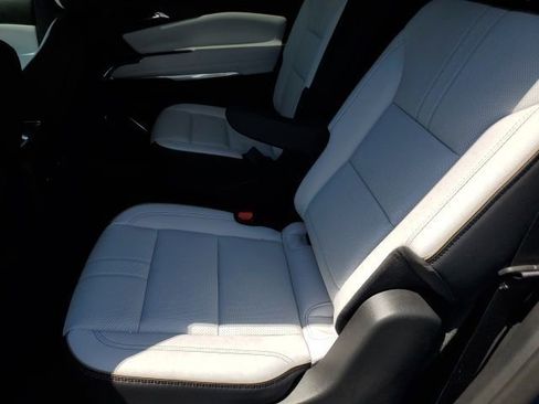 Used 2025 Chevrolet Traverse High Country FWD image 21