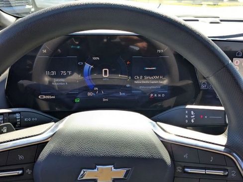 New 2026 Chevrolet Equinox EV LT image 20