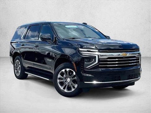 Used 2025 Chevrolet Tahoe LT RWD image 12