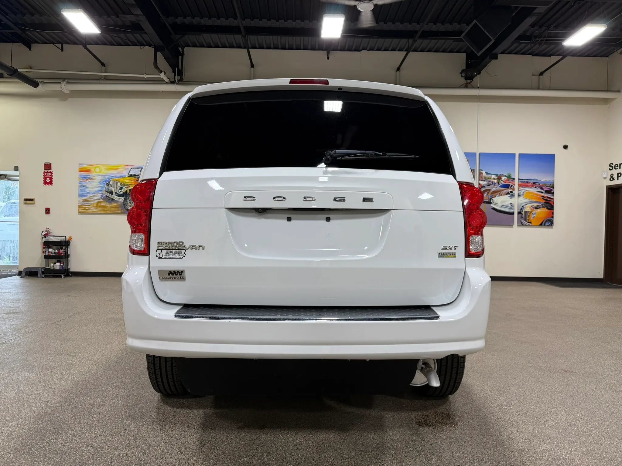 Used 2019 Dodge Grand Caravan SXT FWD image 7