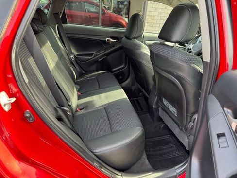 Used 2009 Pontiac Vibe GT image 27