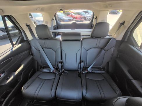 New 2026 Honda Pilot image 12