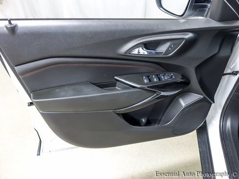 Used 2024 Chevrolet Trax RS w/ Driver Confidence Package FWD image 18