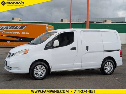 Used 2014 Nissan NV200 SV w/ Technology Package FWD image 4