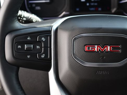 Used 2022 GMC Sierra 1500 SLT w/ SLT Premium Plus Package image 19