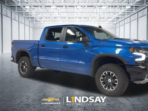 Used 2024 Chevrolet Silverado 1500 ZR2 AWD/4WD image 2