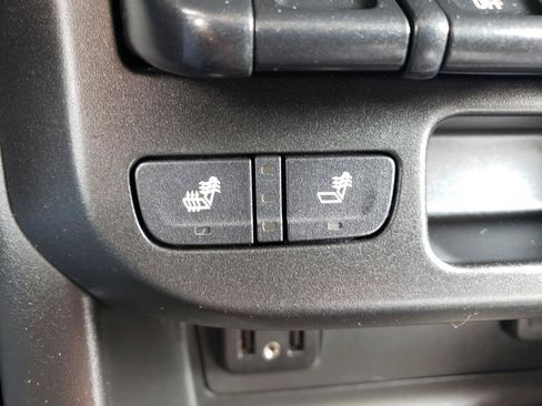 Used 2022 Chevrolet Colorado Z71 AWD/4WD image 23