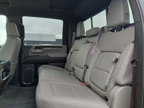Used 2024 GMC Sierra 3500 SLT w/ SLT Premium Package image 12