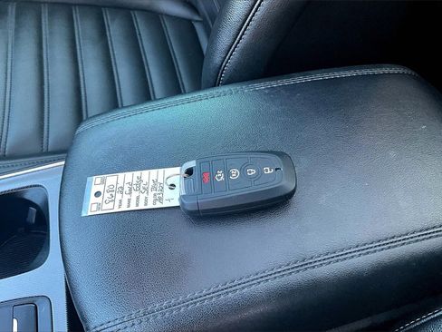 Used 2022 Ford Edge SEL w/ Convenience Package image 33