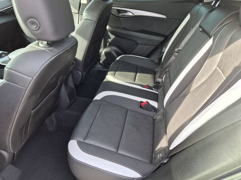 Used 2025 Buick Envision Sport Touring AWD/4WD image 18