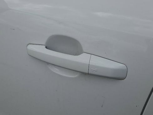 Used 2017 Jaguar F-PACE Premium AWD/4WD image 22