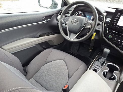 Certified 2022 Toyota Camry LE image 14