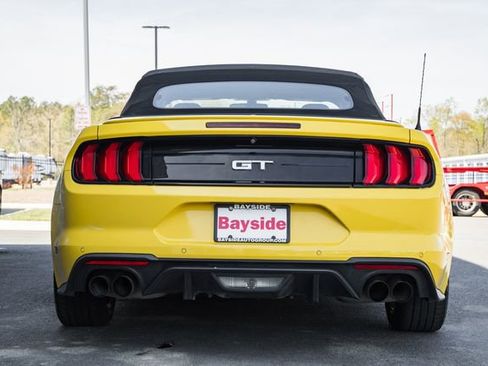 Used 2018 Ford Mustang GT Premium image 11