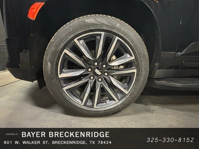 Used 2023 Cadillac Escalade ESV Sport AWD/4WD image 11