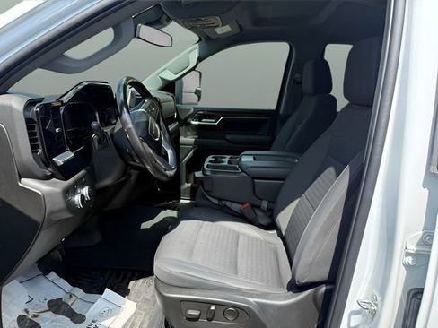 Used 2022 GMC Sierra 1500 SLE AWD/4WD image 7