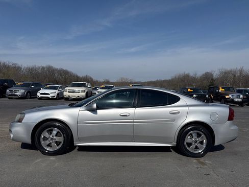 Used 2005 Pontiac Grand Prix GT w/ Leather Trim Package image 1
