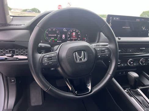 Used 2024 Honda Accord EX-L image 17