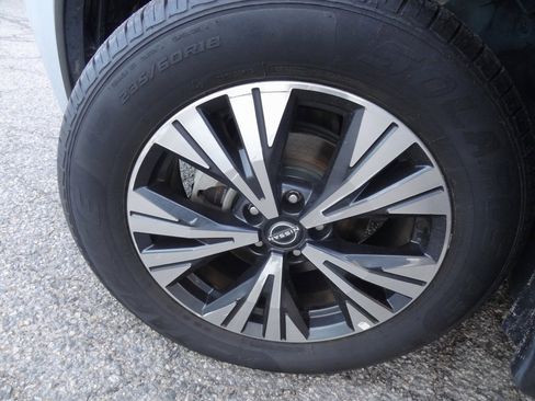 Used 2022 Nissan Rogue SV image 28