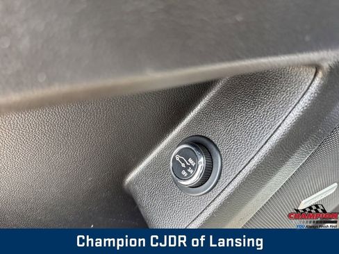 Used 2021 Chevrolet Traverse Premier w/ LPO, Cargo Package image 8