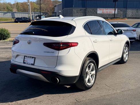Used 2018 Alfa Romeo Stelvio AWD image 6