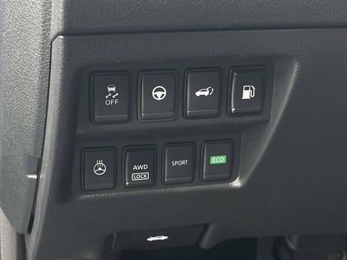 Used 2019 Nissan Rogue SL w/ Premium Package AWD/4WD image 17