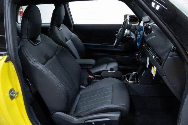 New 2026 MINI Cooper S FWD image 22