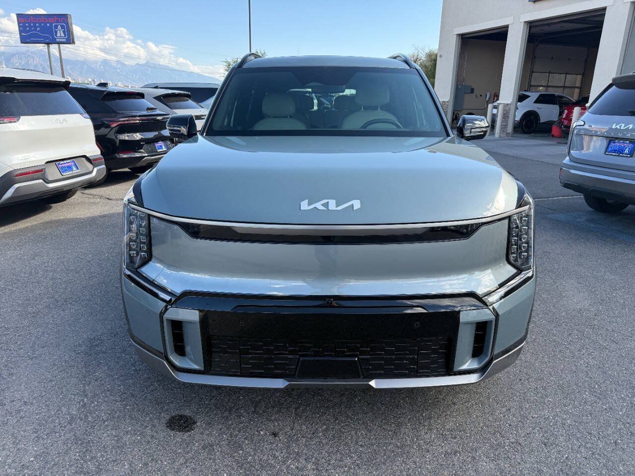 Used 2024 Kia EV9 GT-Line AWD/4WD image 9